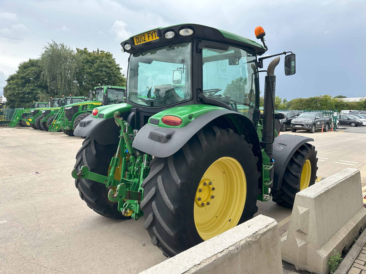 John Deere 6125R - Trator: foto 5 John Deere 6125R - Trator: foto 5