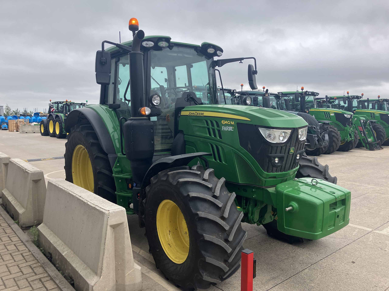 Trator John Deere 6140M: foto 6