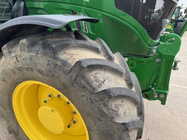 John Deere 6155M - Trator: foto 5 John Deere 6155M - Trator: foto 5