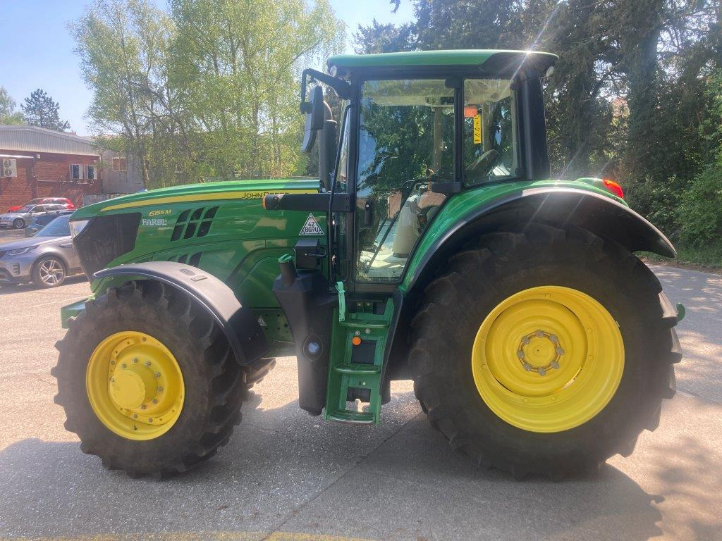 John Deere 6155M - Trator: foto 3 John Deere 6155M - Trator: foto 3
