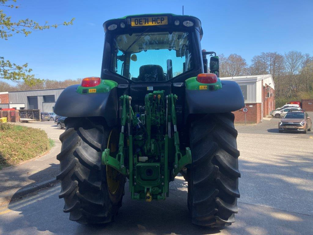 John Deere 6155M - Trator: foto 2 John Deere 6155M - Trator: foto 2
