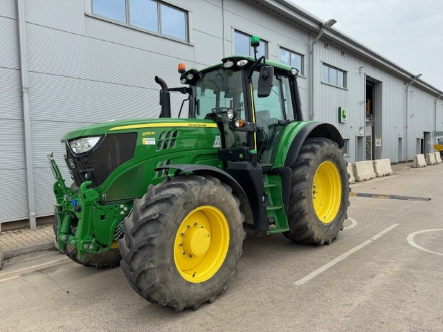 John Deere 6155M - Trator: foto 1 John Deere 6155M - Trator: foto 1