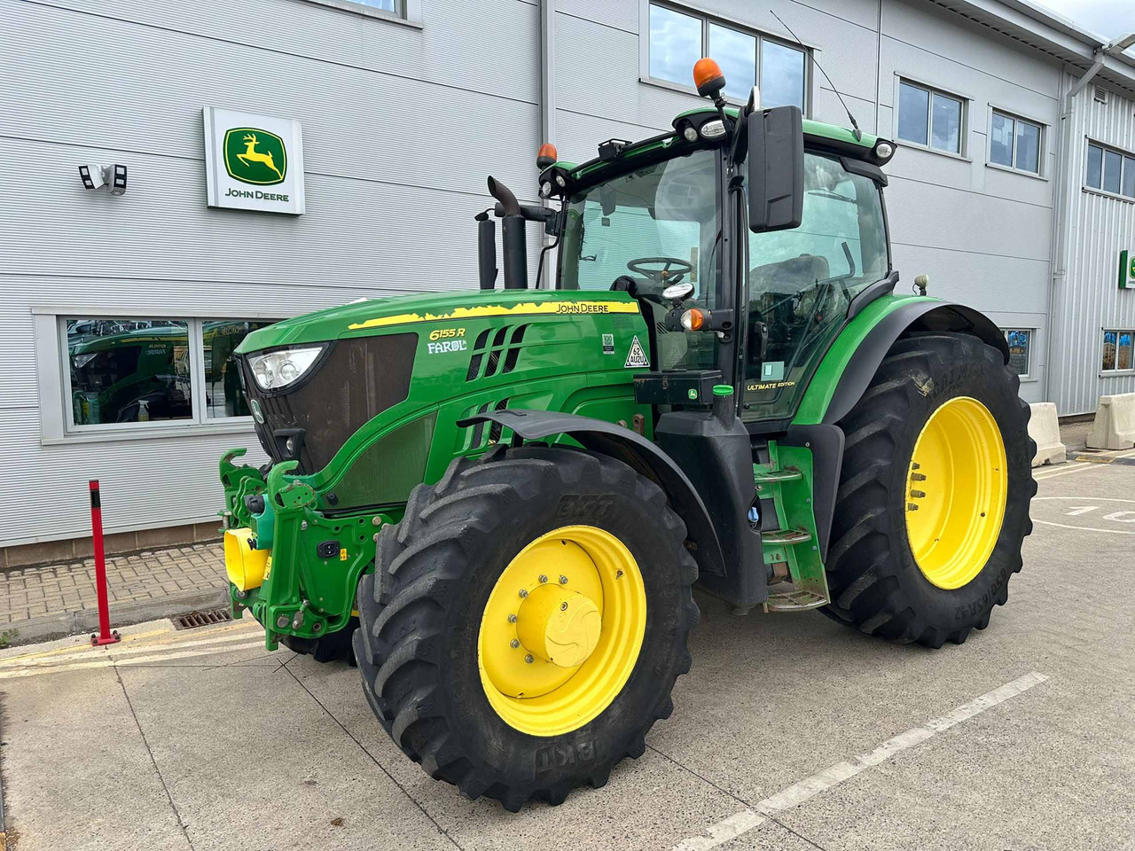 John Deere 6155R - Trator: foto 1 John Deere 6155R - Trator: foto 1