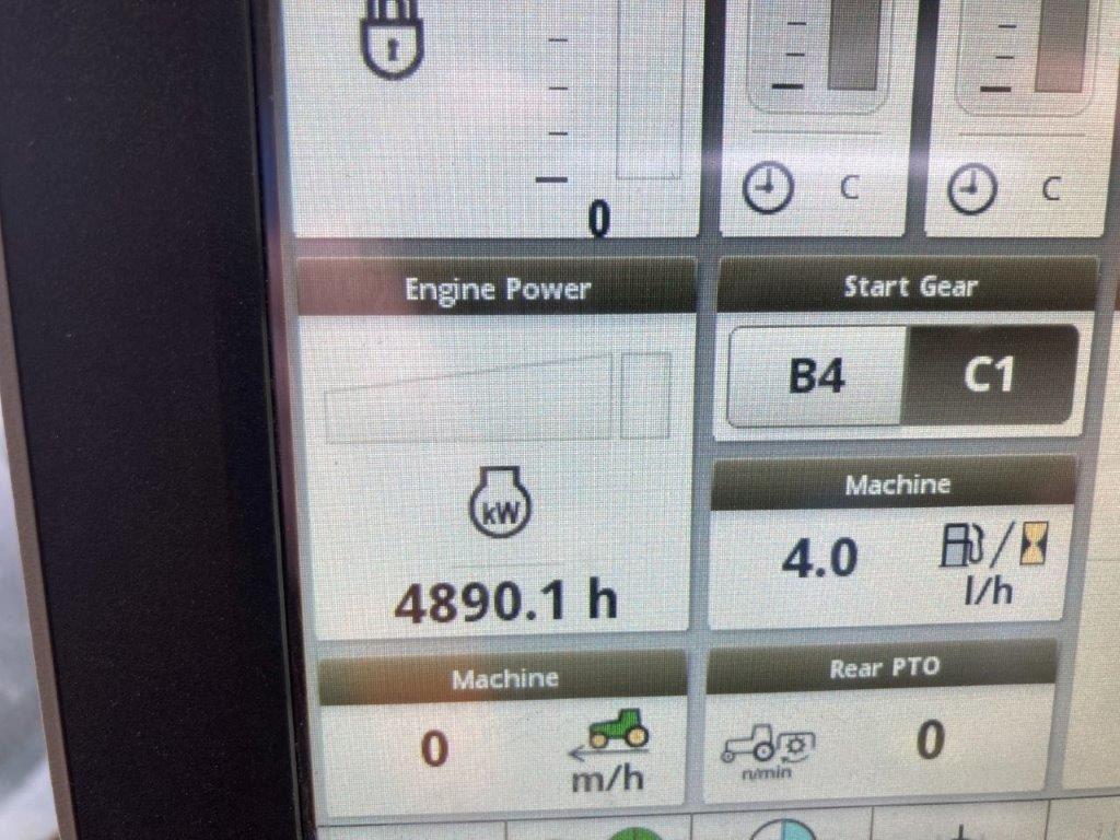 John Deere 6155R - Trator: foto 2 John Deere 6155R - Trator: foto 2