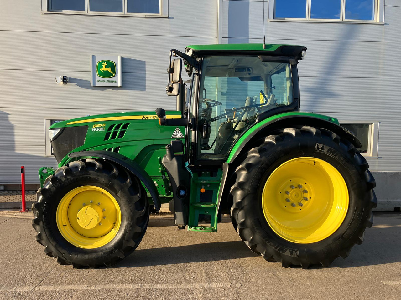 John Deere 6155R - Trator: foto 2 John Deere 6155R - Trator: foto 2