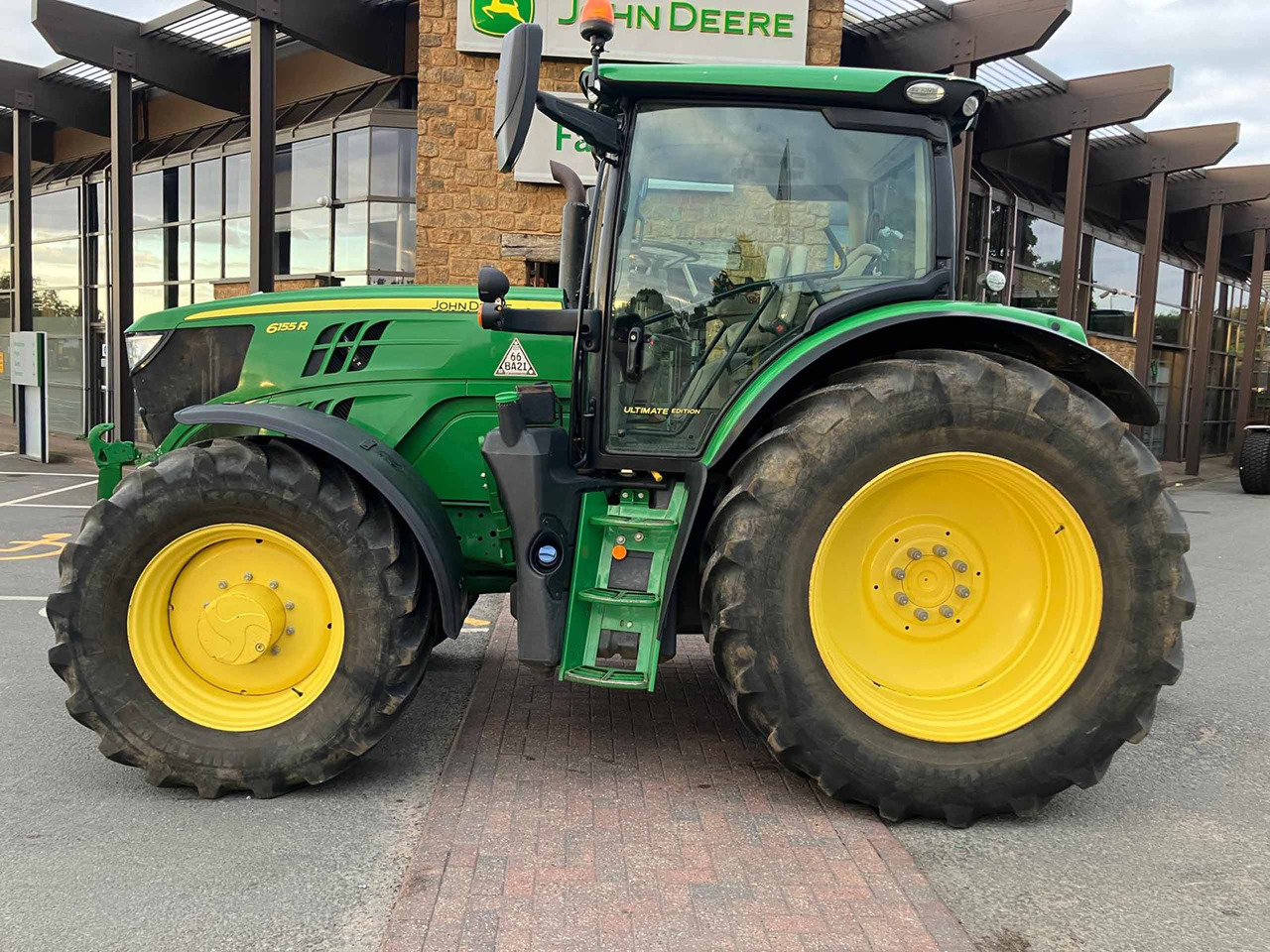 John Deere 6155R - Trator: foto 2 John Deere 6155R - Trator: foto 2