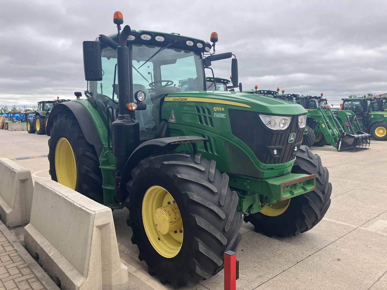 Trator John Deere 6155R: foto 6