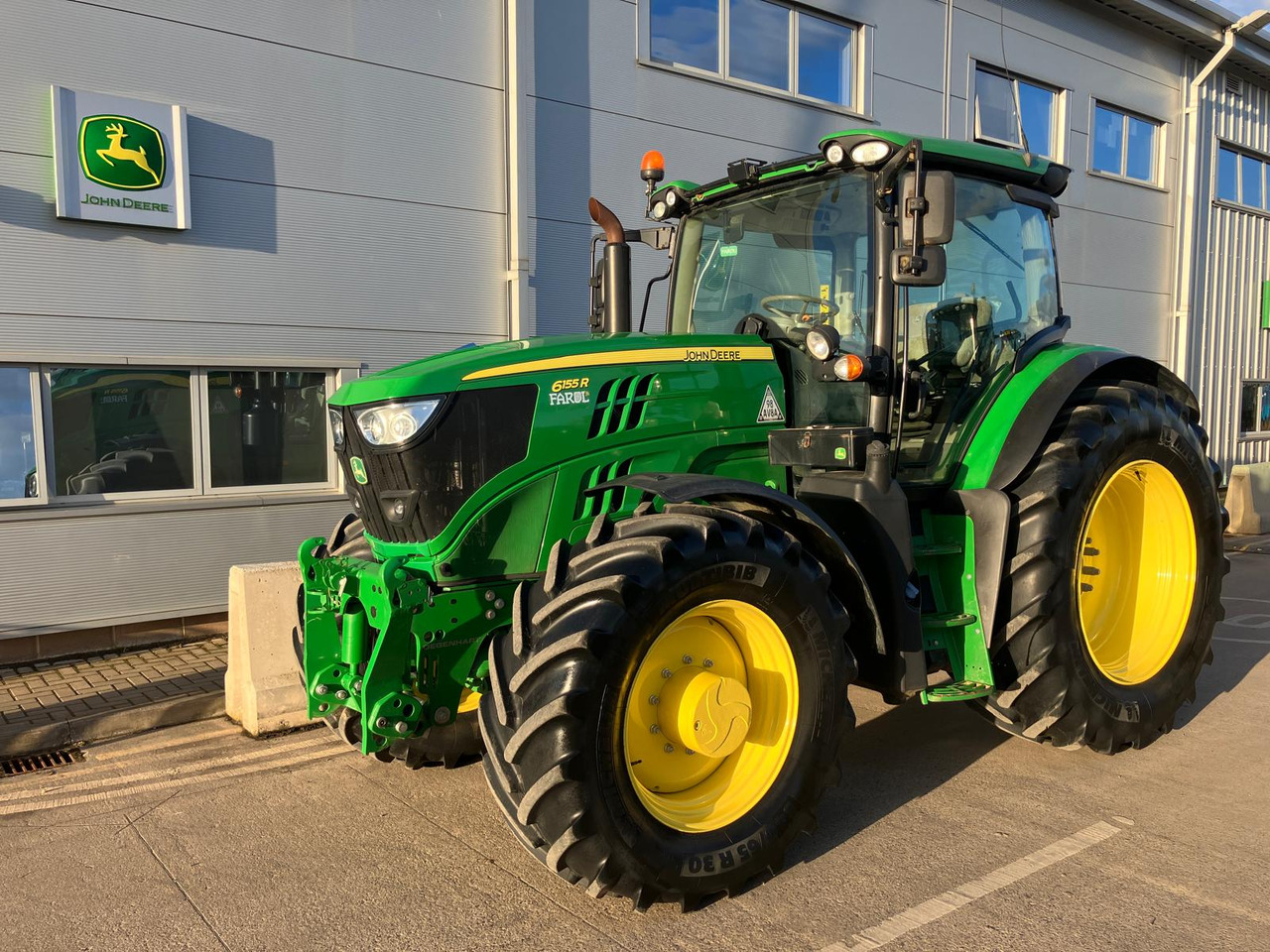 John Deere 6155R - Trator: foto 1 John Deere 6155R - Trator: foto 1