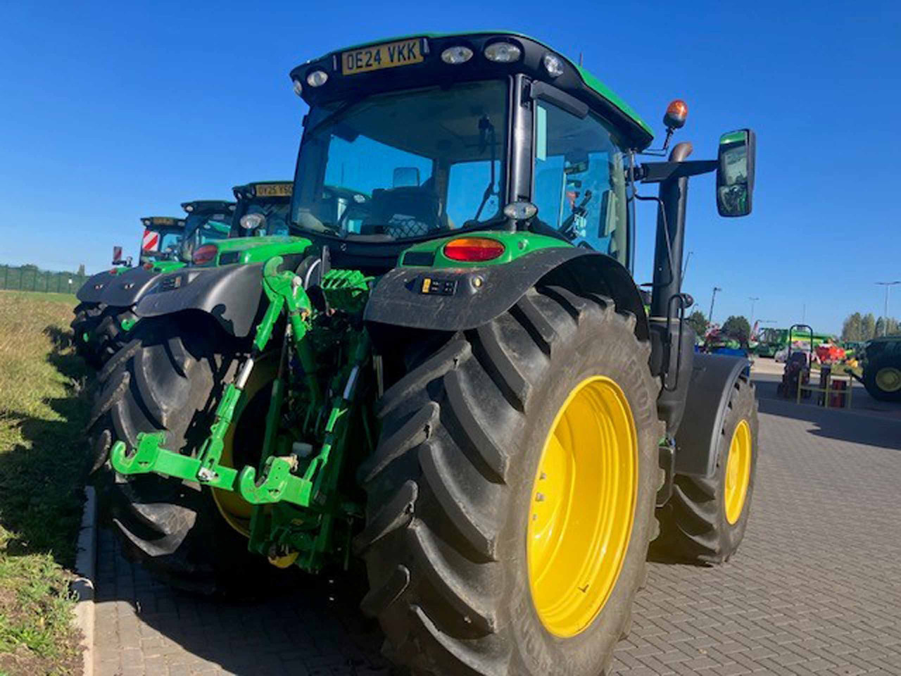John Deere 6R 155 - Trator: foto 3 John Deere 6R 155 - Trator: foto 3