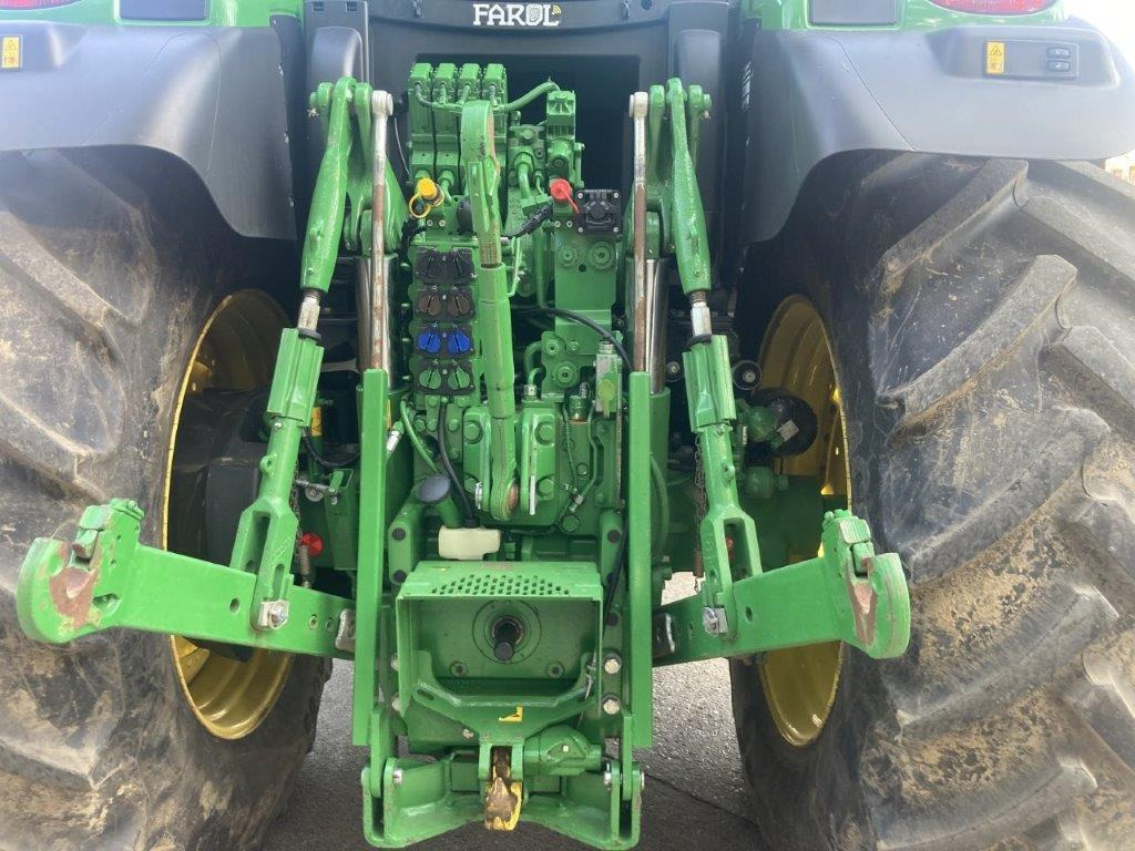John Deere 6R 215 - Trator: foto 5 John Deere 6R 215 - Trator: foto 5