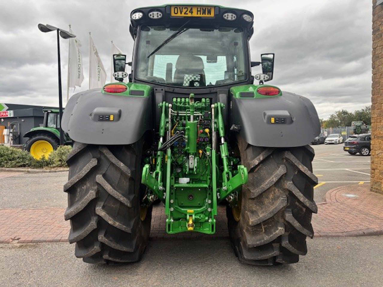John Deere 6R 215 - Trator: foto 4 John Deere 6R 215 - Trator: foto 4