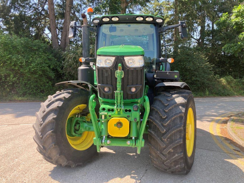 John Deere 6R 215 - Trator: foto 1 John Deere 6R 215 - Trator: foto 1