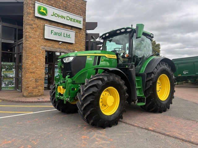 John Deere 6R 215 - Trator: foto 1 John Deere 6R 215 - Trator: foto 1