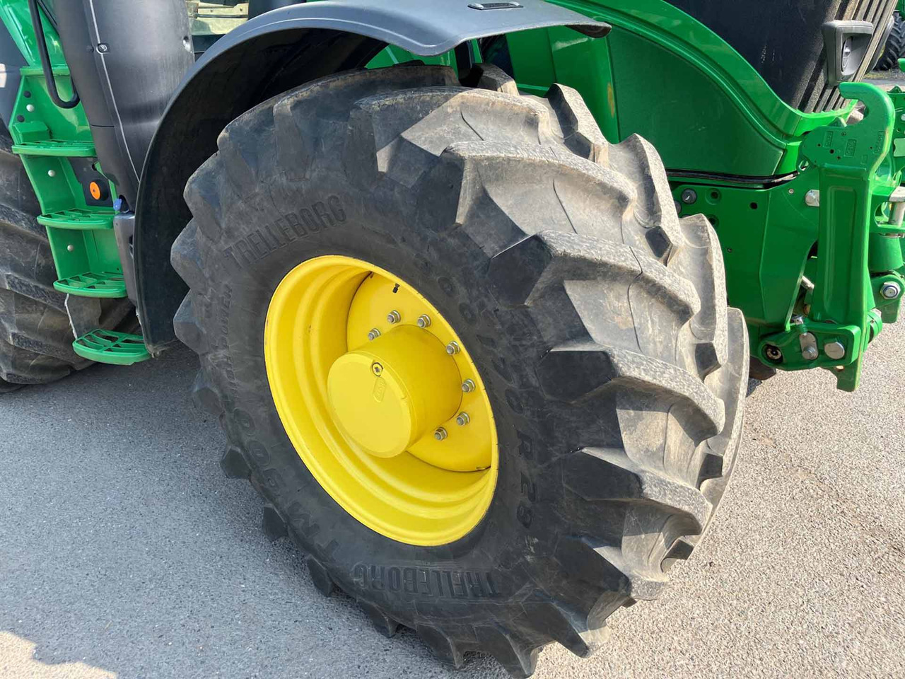 John Deere 6R 215 - Trator: foto 5 John Deere 6R 215 - Trator: foto 5