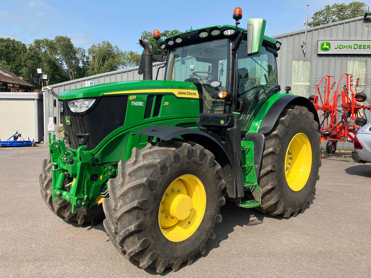 John Deere 6R 215 - Trator: foto 1 John Deere 6R 215 - Trator: foto 1