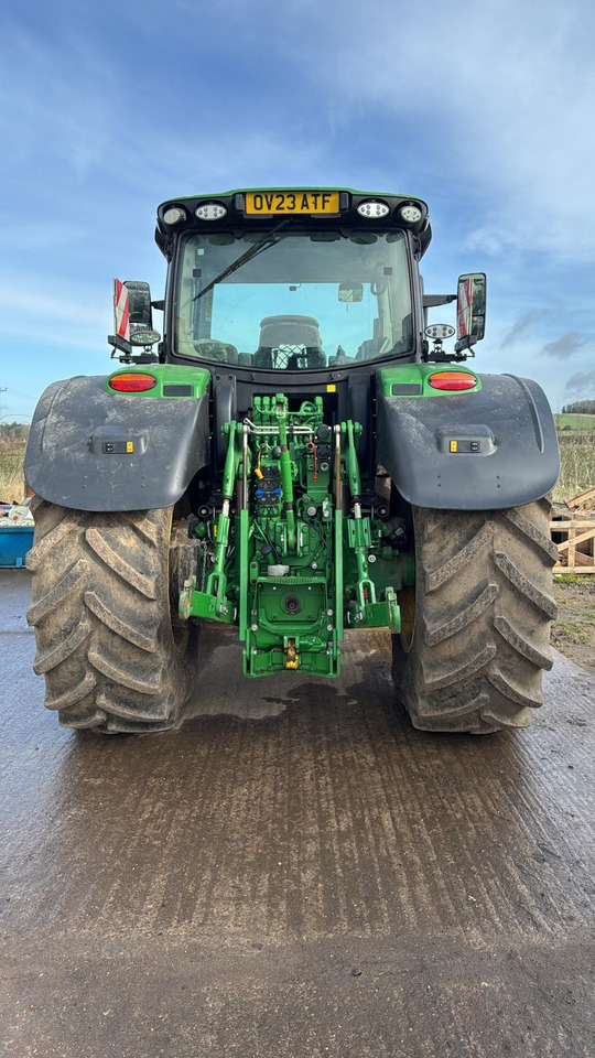 John Deere 6R 215 - Trator: foto 4 John Deere 6R 215 - Trator: foto 4