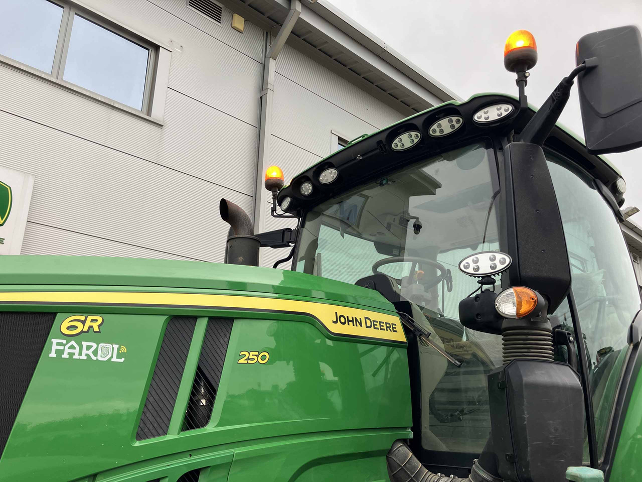 Trator John Deere 6R 250: foto 18