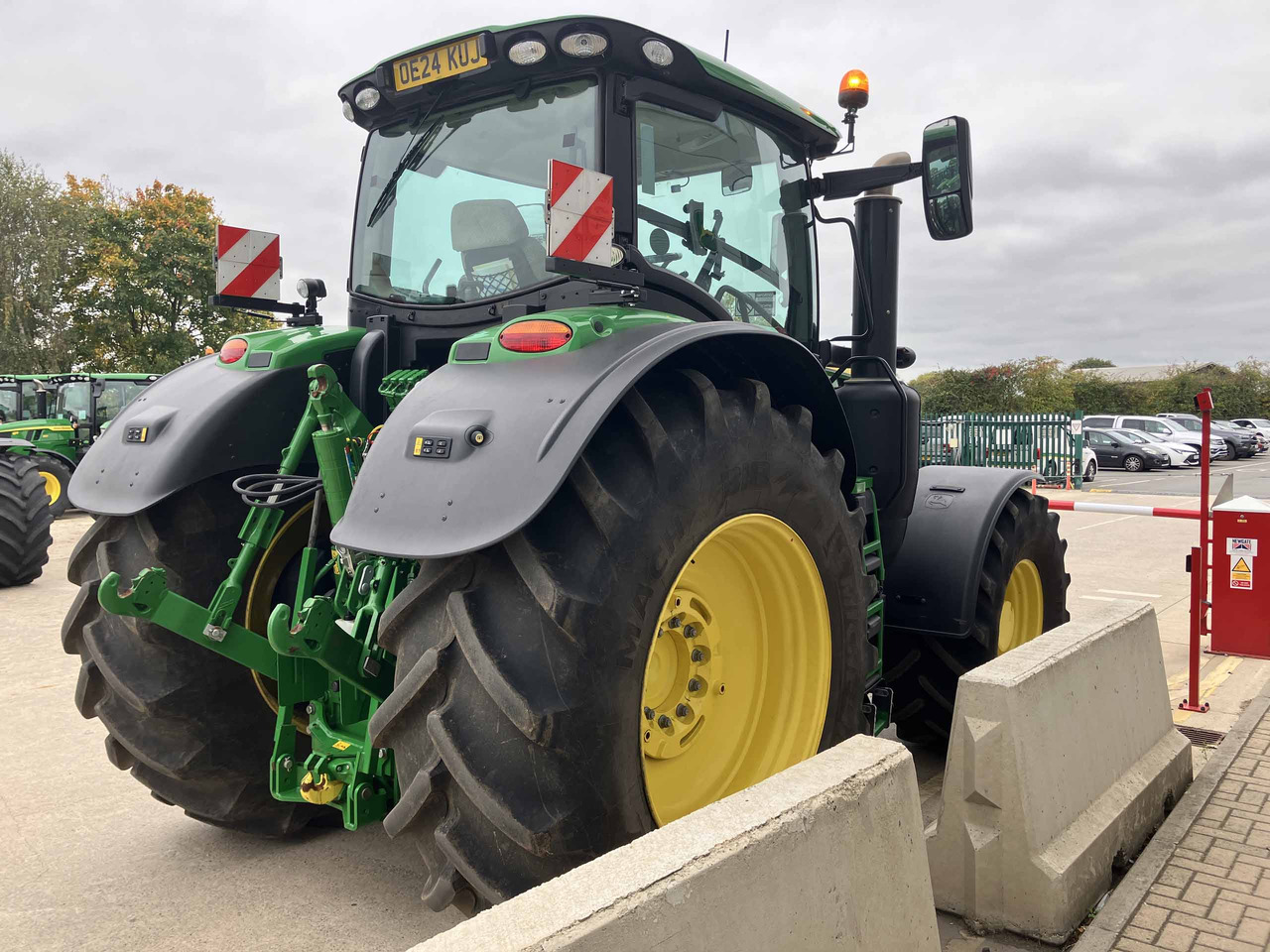 John Deere 6R 250 - Trator: foto 5 John Deere 6R 250 - Trator: foto 5