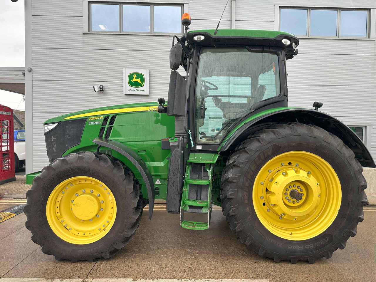 John Deere 7230R - Trator: foto 2 John Deere 7230R - Trator: foto 2