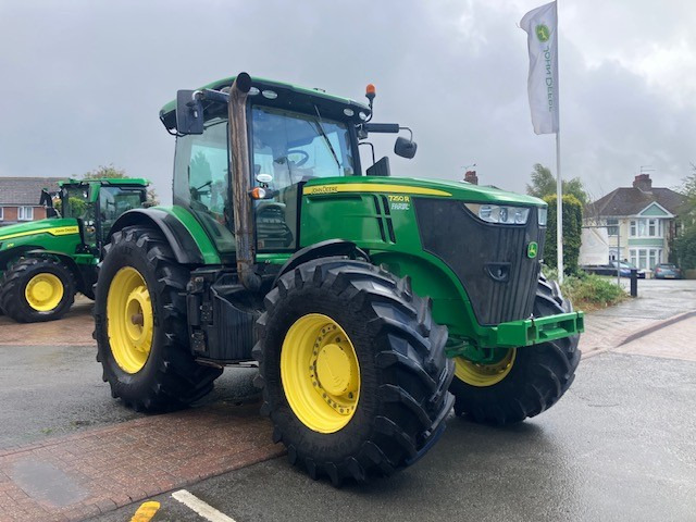 John Deere 7250R - Trator: foto 3 John Deere 7250R - Trator: foto 3