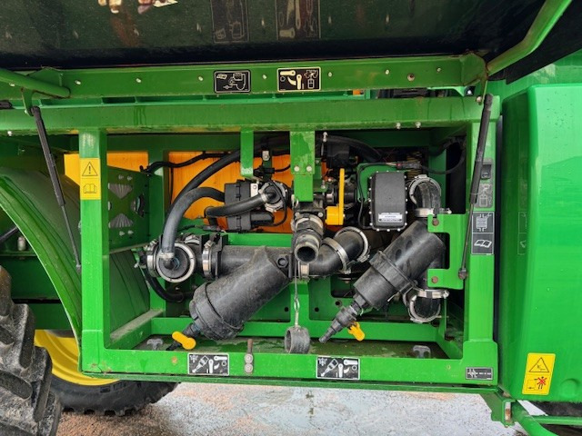 Locação financeira de  John Deere R4040i John Deere R4040i: foto 19