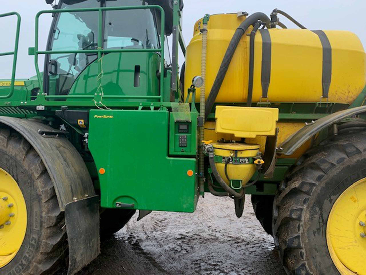 John Deere R4040i - Pulverizador agricola: foto 2 John Deere R4040i - Pulverizador agricola: foto 2