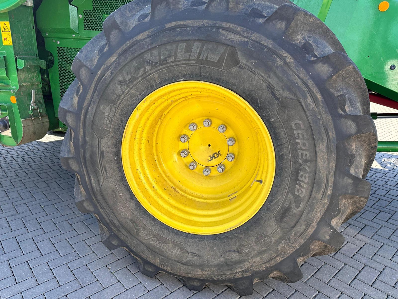 John Deere T670i HM - Ceifeira debulhadora: foto 3 John Deere T670i HM - Ceifeira debulhadora: foto 3