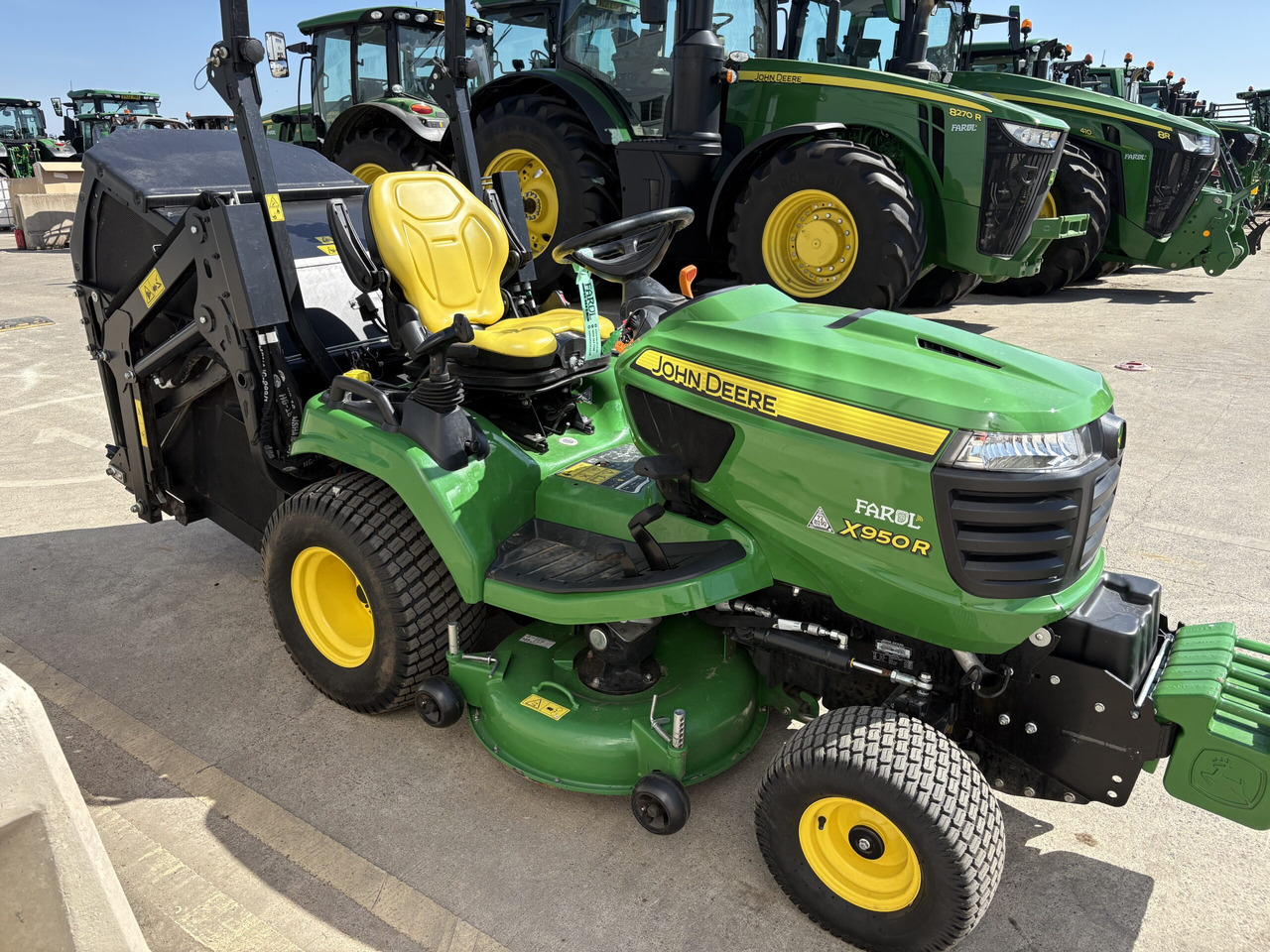 John Deere X950R Cut & Collect mower - Cortador de grama: foto 1 John Deere X950R Cut & Collect mower - Cortador de grama: foto 1