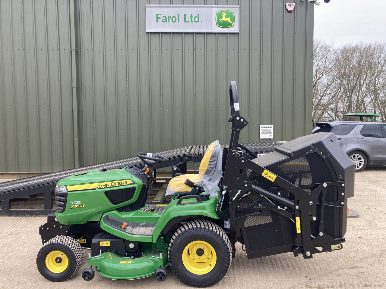 John Deere X950R ride on cut and collect mower - Cortador de grama: foto 2 John Deere X950R ride on cut and collect mower - Cortador de grama: foto 2