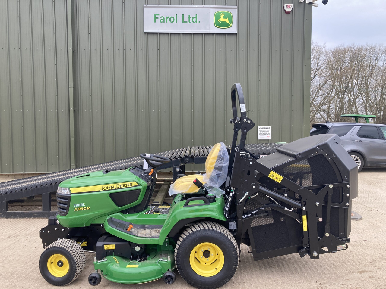 John Deere X950R ride on cut and collect mower - Cortador de grama: foto 2 John Deere X950R ride on cut and collect mower - Cortador de grama: foto 2