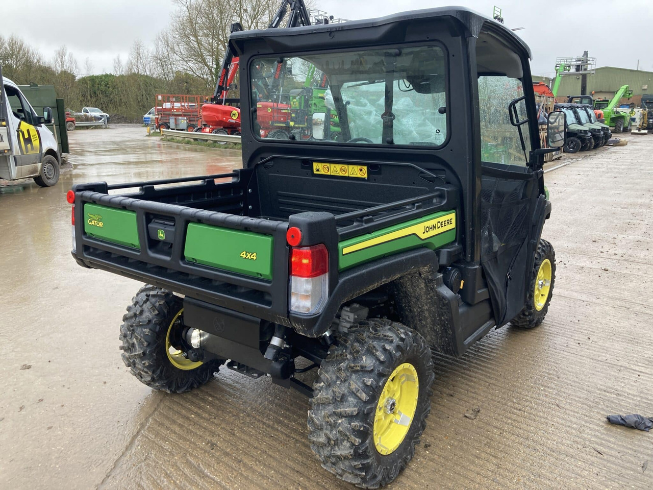 John Deere XUV835M Gator - Quadriciclo: foto 5 John Deere XUV835M Gator - Quadriciclo: foto 5