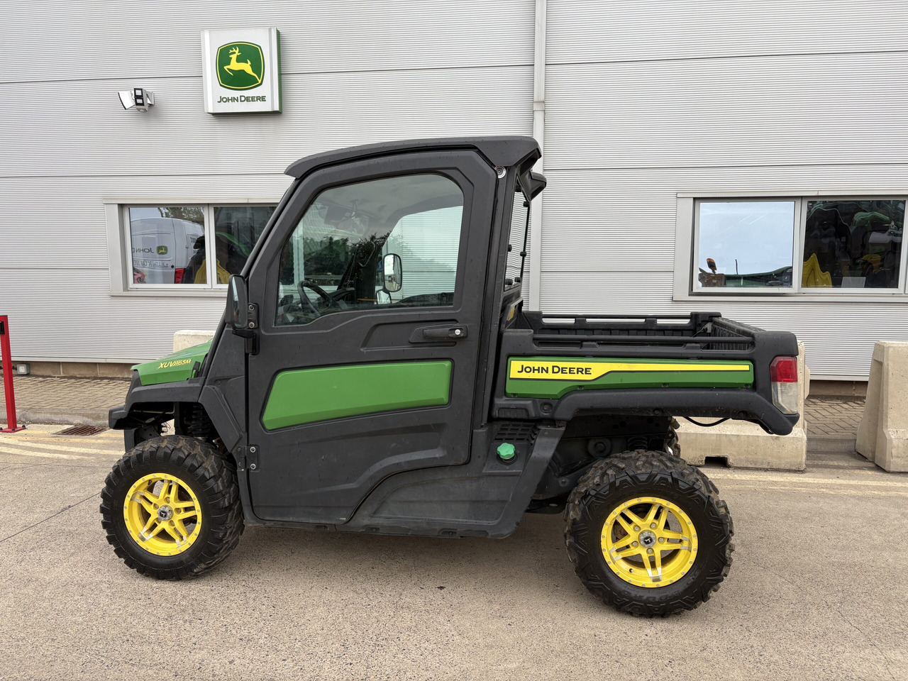 John Deere XUV865M Gator - Quadriciclo: foto 1 John Deere XUV865M Gator - Quadriciclo: foto 1