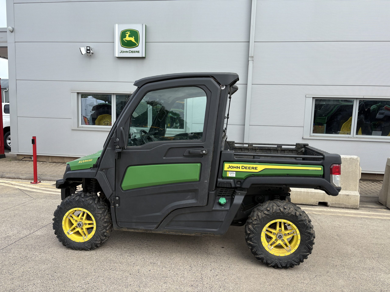John Deere XUV865M Gator - Quadriciclo: foto 1 John Deere XUV865M Gator - Quadriciclo: foto 1