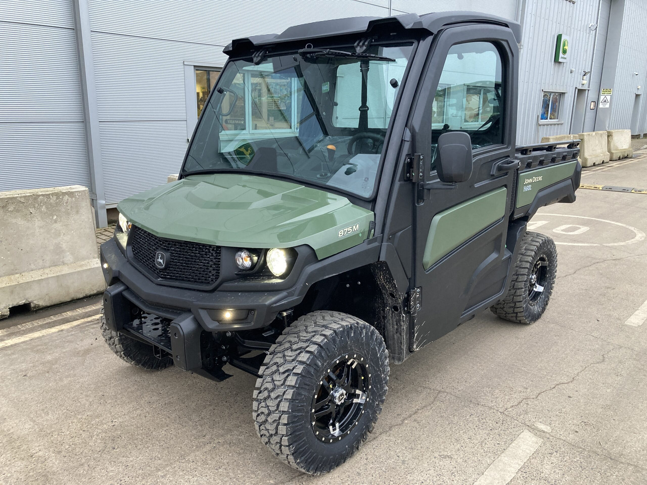 John Deere XUV875M Gator - Quadriciclo: foto 1 John Deere XUV875M Gator - Quadriciclo: foto 1