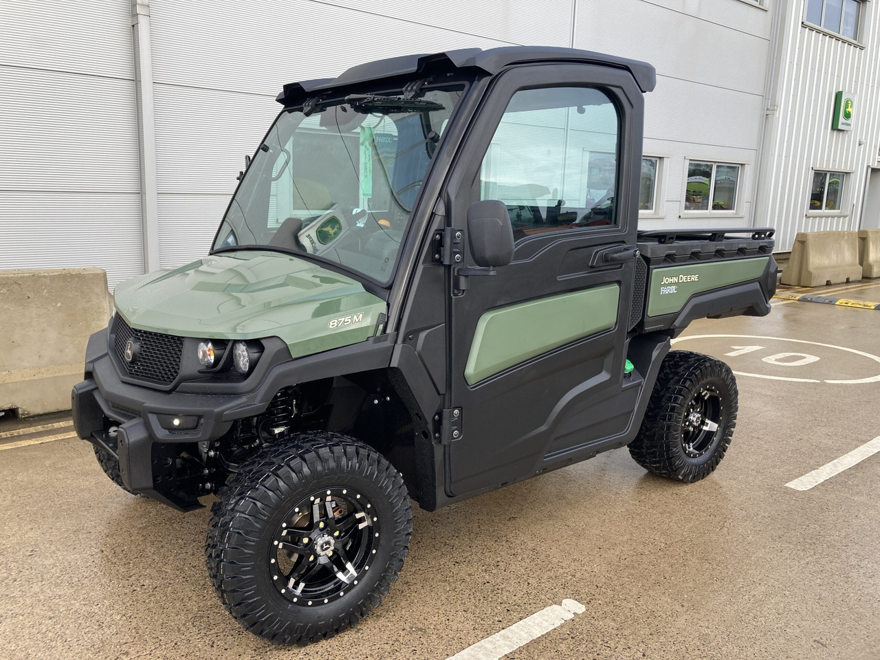 John Deere XUV875M Gator - Quadriciclo: foto 1 John Deere XUV875M Gator - Quadriciclo: foto 1