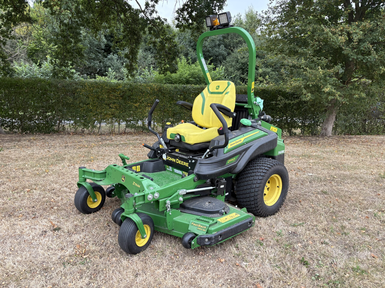 John Deere Z994R Commercial Z-Turn Mower - Cortador de grama: foto 1 John Deere Z994R Commercial Z-Turn Mower - Cortador de grama: foto 1