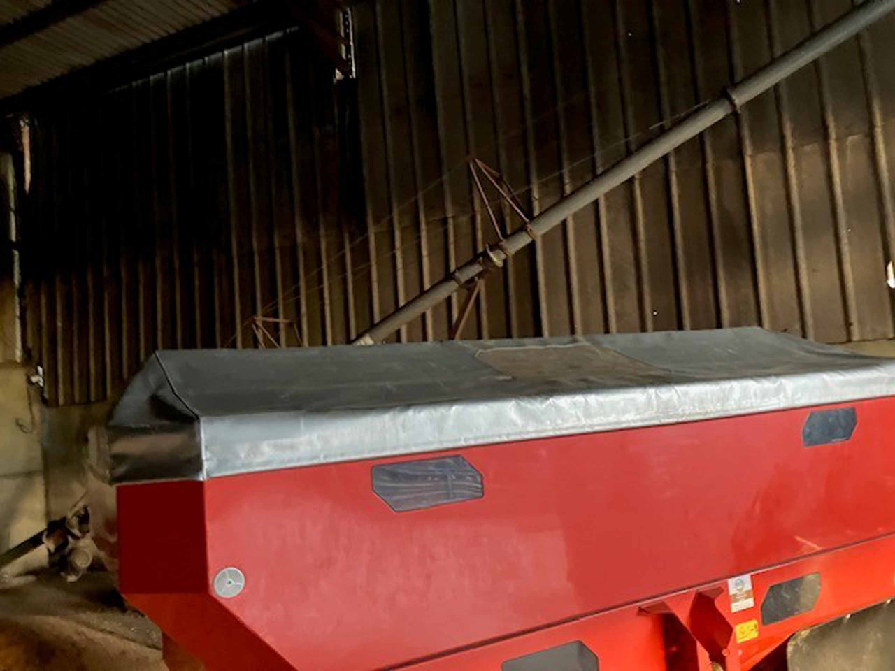 Kuhn Axis 30.1 - Distribuidor de fertilizantes: foto 2 Kuhn Axis 30.1 - Distribuidor de fertilizantes: foto 2