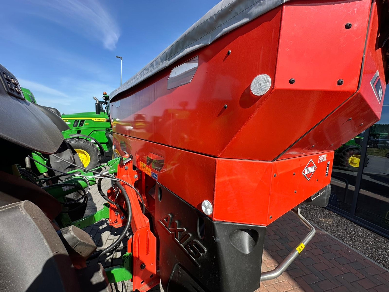 Kuhn Axis 40.2 H EMC W - Distribuidor de fertilizantes: foto 3 Kuhn Axis 40.2 H EMC W - Distribuidor de fertilizantes: foto 3