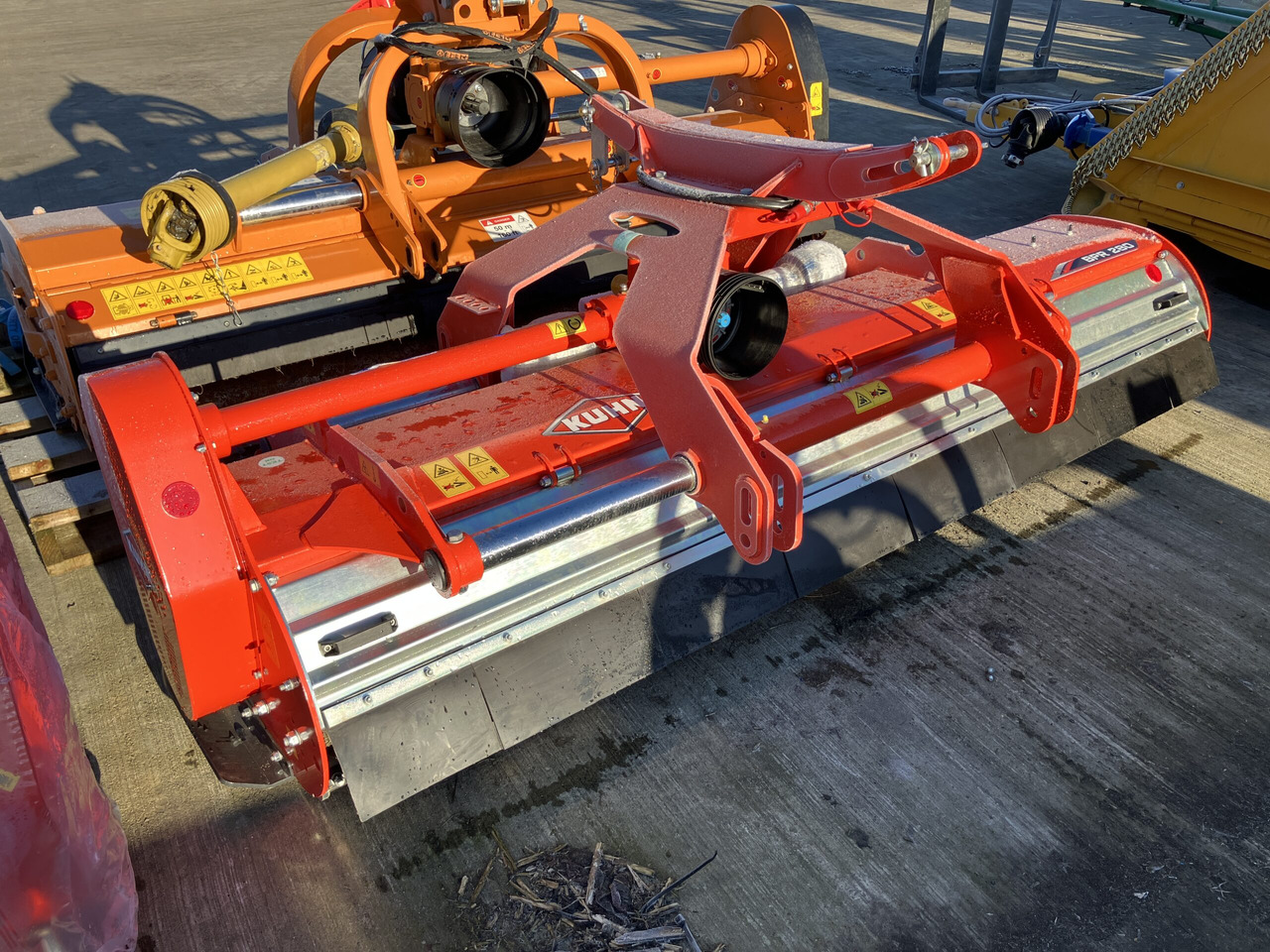 Kuhn BPR 280 - Triturador de martelos/ Destroçador: foto 2 Kuhn BPR 280 - Triturador de martelos/ Destroçador: foto 2