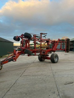 Kverneland CTS Stubble finisher - Maquina para lavrar a terra: foto 1 Kverneland CTS Stubble finisher - Maquina para lavrar a terra: foto 1
