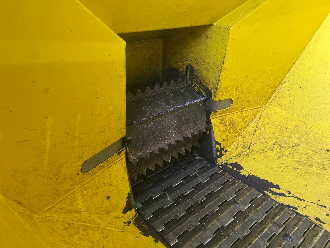 TS Industrie Puma 35D chipper shredder - Estilhaçadora de madeira: foto 5 TS Industrie Puma 35D chipper shredder - Estilhaçadora de madeira: foto 5