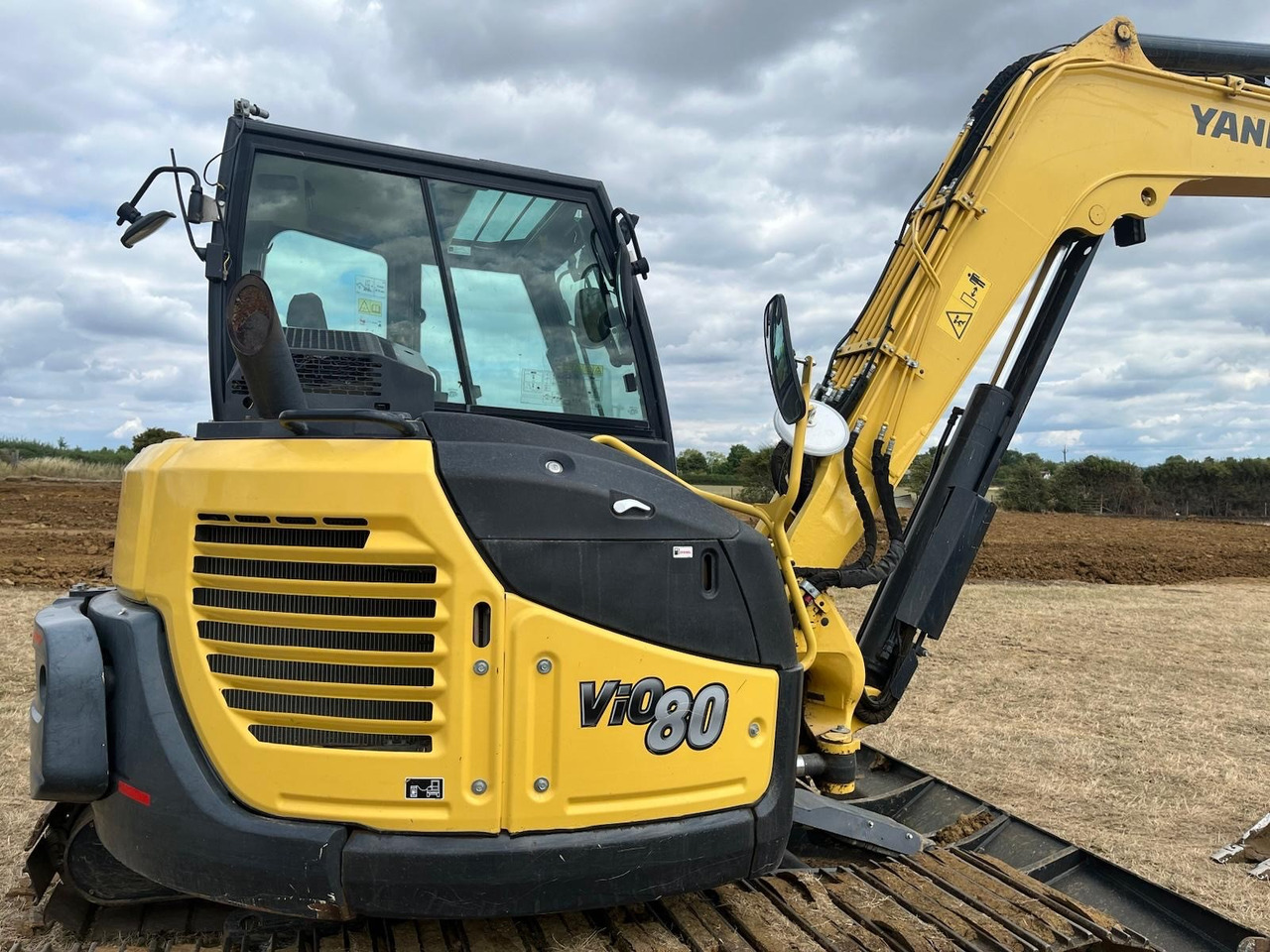 YANMAR VIO80-1A - Escavadeira: foto 5 YANMAR VIO80-1A - Escavadeira: foto 5