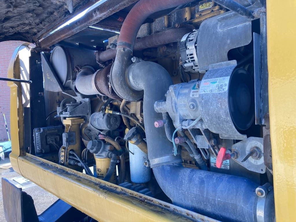 Escavadeira de rodas CAT M 316 D: foto 11 Escavadeira de rodas CAT M 316 D: foto 11