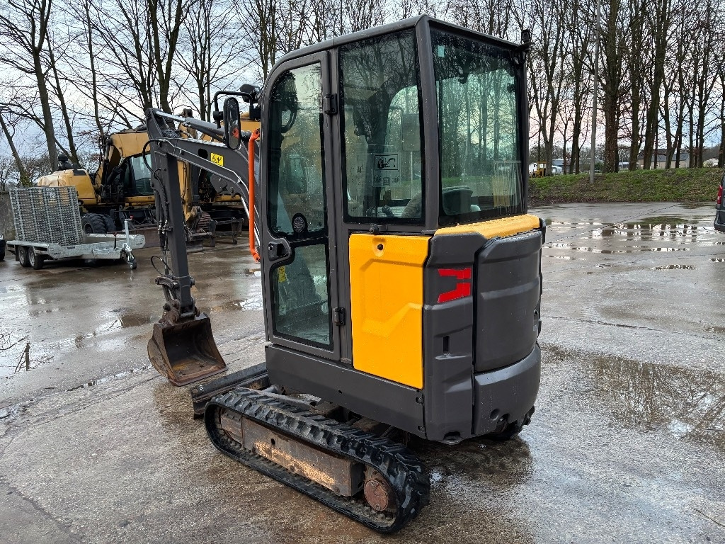 Volvo EC 20 E - Mini escavadeira: foto 3 Volvo EC 20 E - Mini escavadeira: foto 3