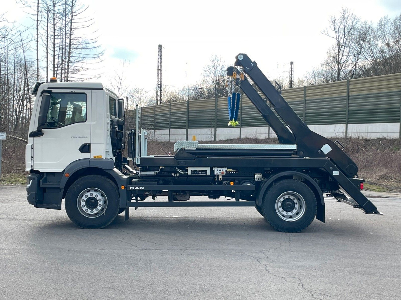 MAN TGM 18.320 4x2 Euro 6e Hyva Absetzkipper - Camião basculante, Camião grua: foto 3 MAN TGM 18.320 4x2 Euro 6e Hyva Absetzkipper - Camião basculante, Camião grua: foto 3