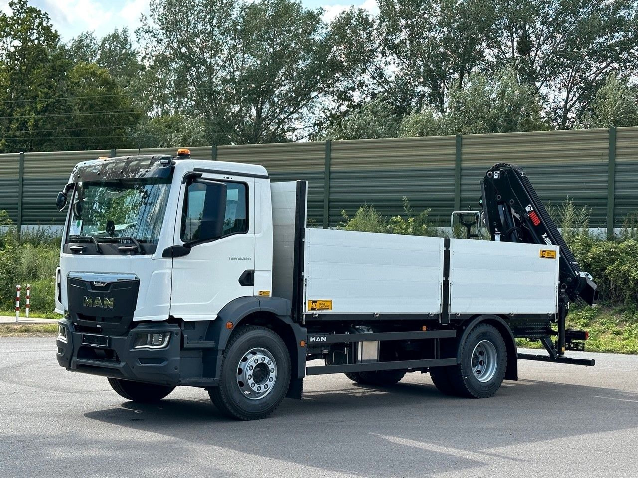 MAN TGM 18.320 4x2 Euro6e Kran Hiab - Camião grua: foto 2 MAN TGM 18.320 4x2 Euro6e Kran Hiab - Camião grua: foto 2