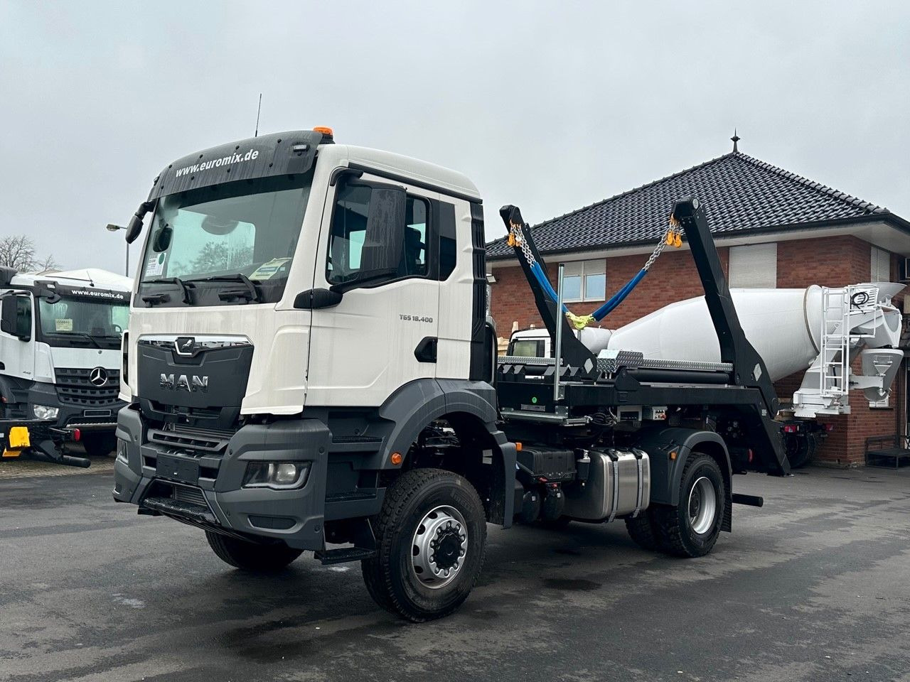 MAN TGS 18.400 4x4 Euro 6e Hyva Absetzkipper - Camião basculante, Camião grua: foto 1 MAN TGS 18.400 4x4 Euro 6e Hyva Absetzkipper - Camião basculante, Camião grua: foto 1