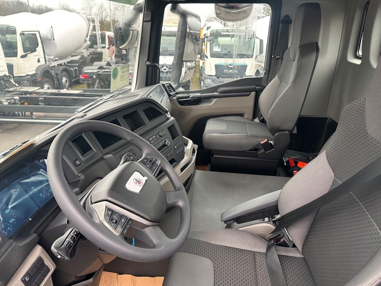 MAN TGS 18.400 4x4 Euro 6e Hyva Absetzkipper - Camião basculante, Camião grua: foto 4 MAN TGS 18.400 4x4 Euro 6e Hyva Absetzkipper - Camião basculante, Camião grua: foto 4