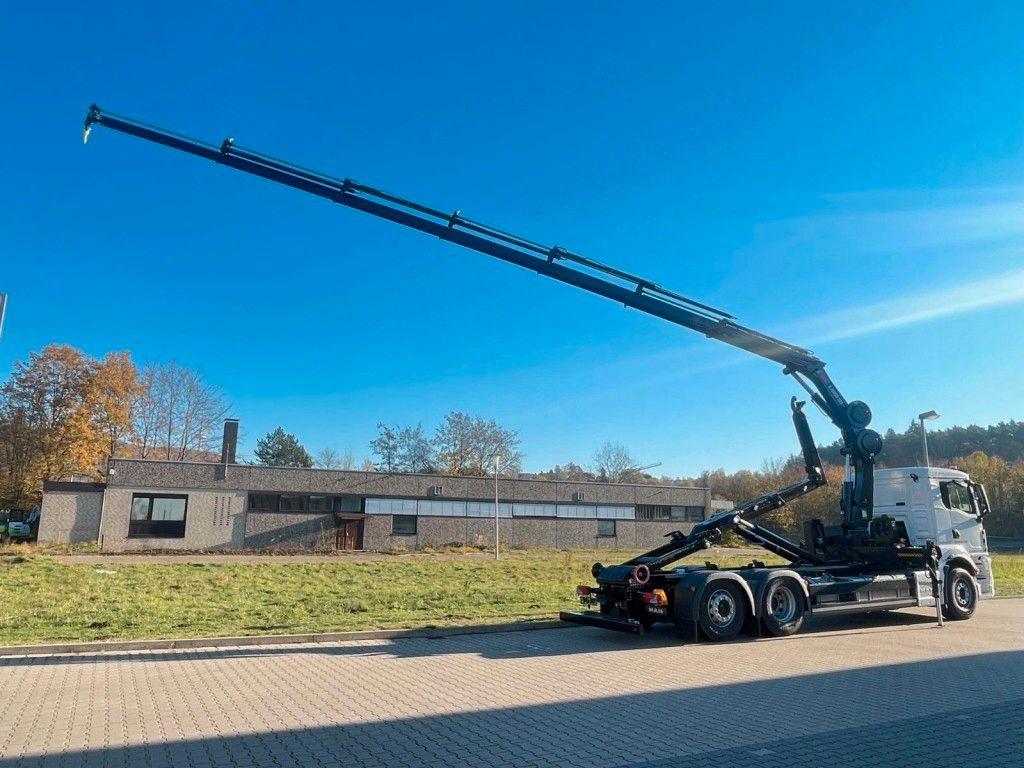 MAN TGS 26.470 6x2 Abrollkipper + Kran Hiab 228-6 - Camião polibenne, Camião grua: foto 5 MAN TGS 26.470 6x2 Abrollkipper + Kran Hiab 228-6 - Camião polibenne, Camião grua: foto 5