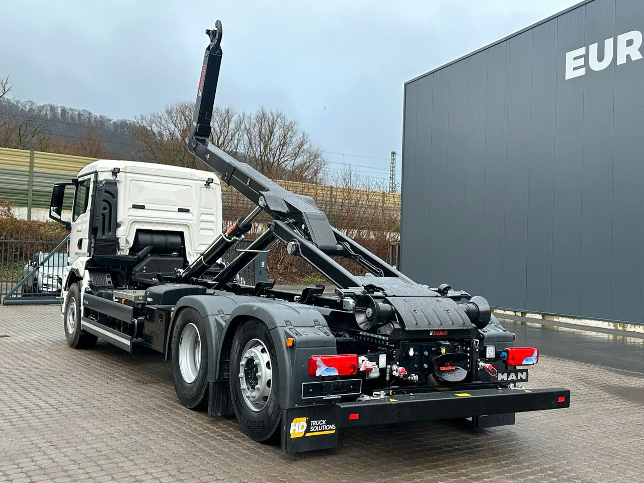 MAN TGS 26.470 6x2 Retarder MulitLift 21S59 - Camião polibenne, Camião grua: foto 4 MAN TGS 26.470 6x2 Retarder MulitLift 21S59 - Camião polibenne, Camião grua: foto 4